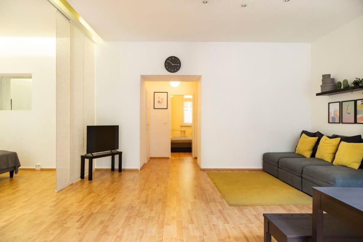 One Bedroom Apartment Berlin Neukoelln Exterior foto